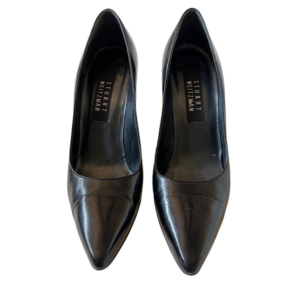 Stuart Weitzman / SZ 7.5 B/ Black Leather Pumps / Gun Metal Heel - Picture 3 of 4
